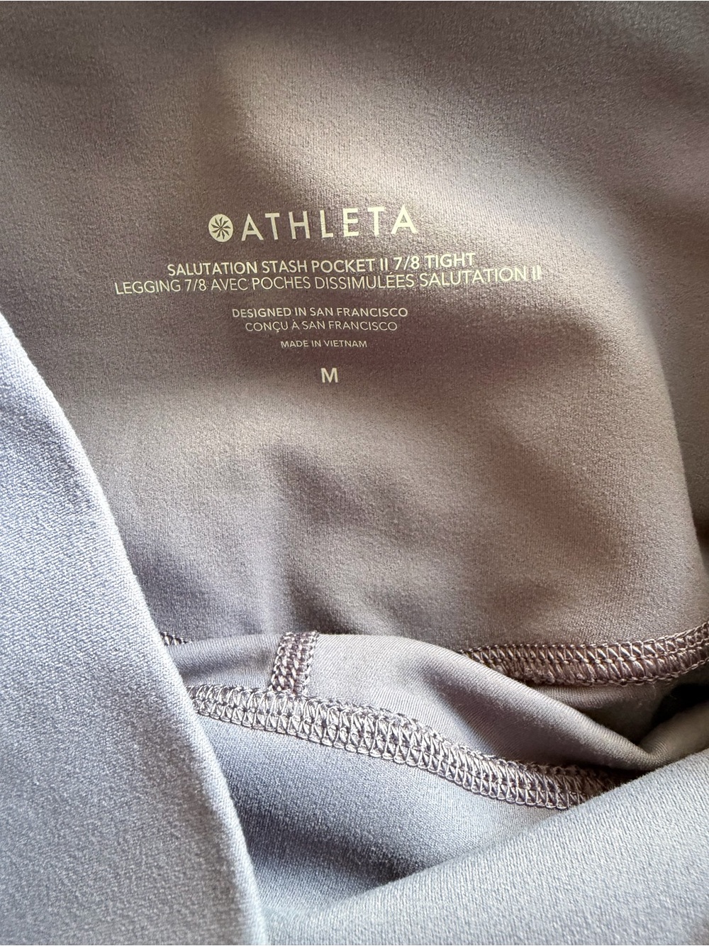 Athleta salutation stash pocket II legging
